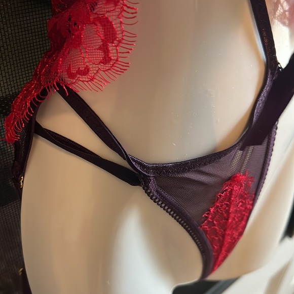 Seven ‘til midnight S - Picture 4 of 6